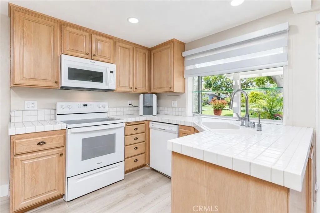 Additional image 76 of 6401 E Nohl Ranch Rd Unit 3, Anaheim, CA 92807