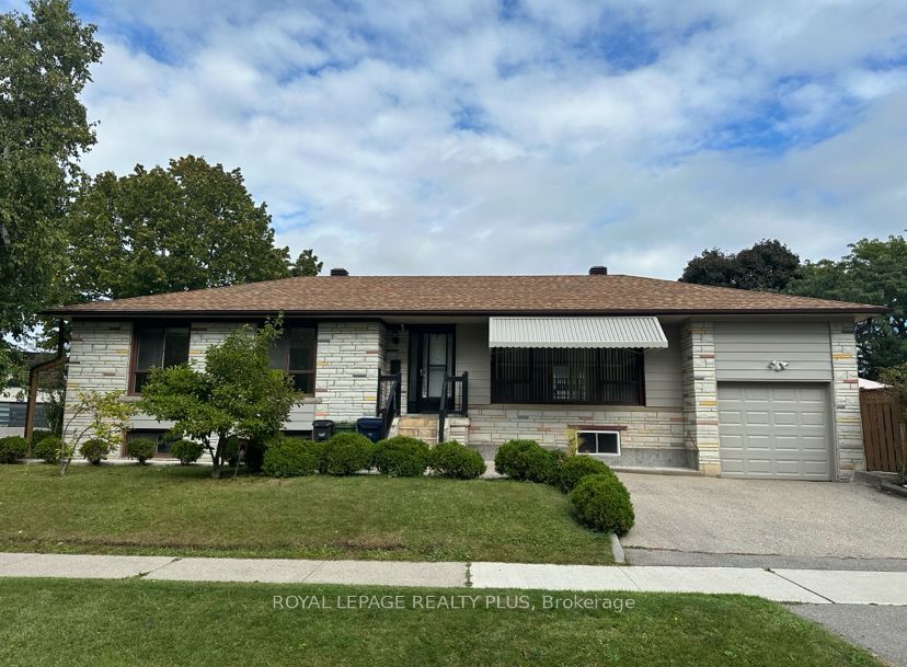64 Stevenharris Drive, Toronto, ON, M9C 1V1