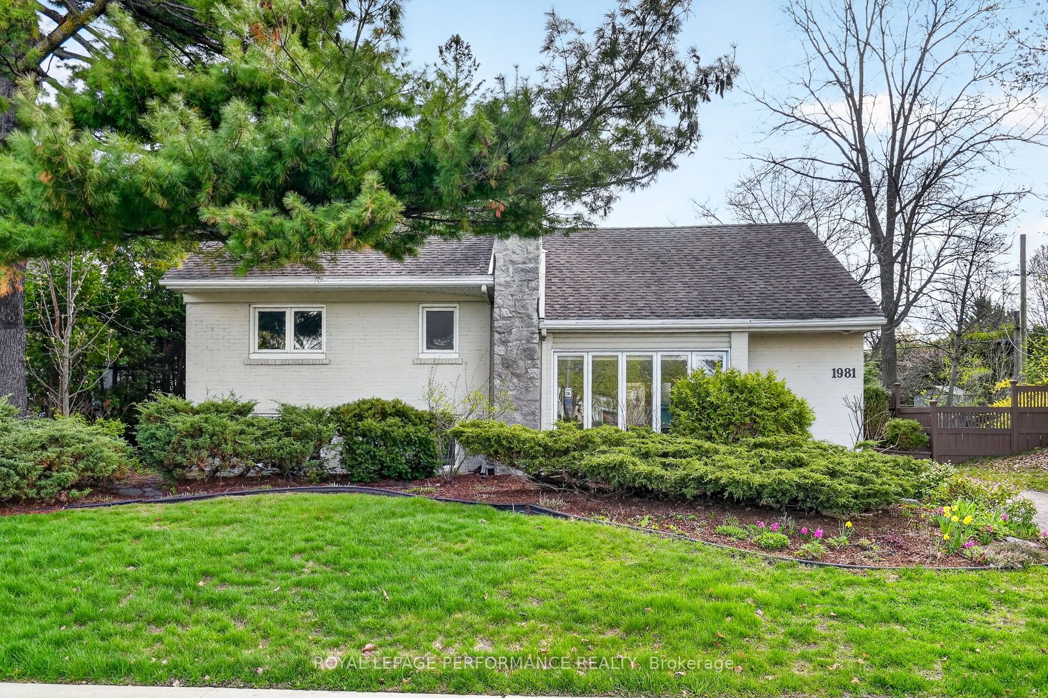 Additional image 2 of 1981 Alta Vista Drive, Ottawa, ON, K1H 7K9