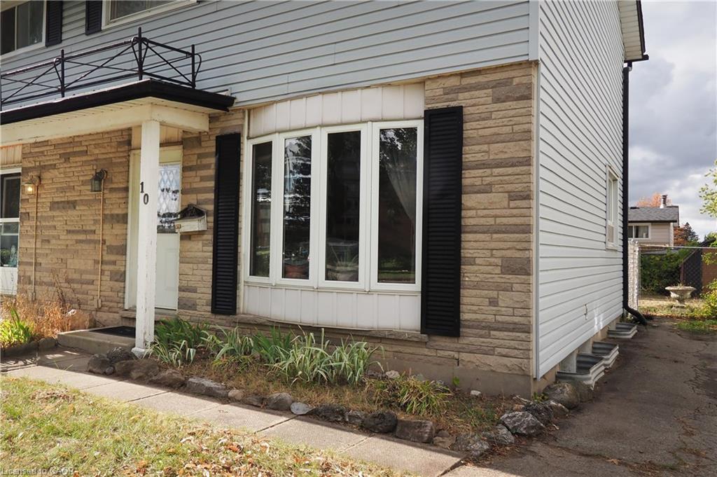 Additional image 2 of 10 Balfour Crescent, Kitchener, ON, N2C 1Z5