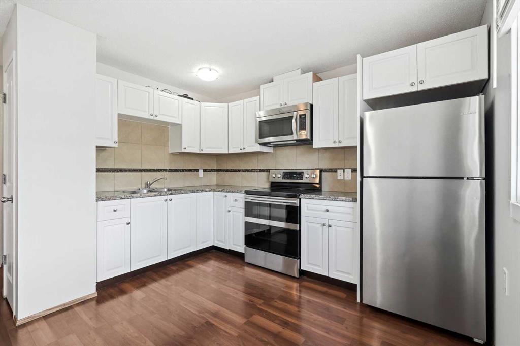 Additional image 5 of 3405 35 Avenue SE, Calgary, AB, T2B 2J4
