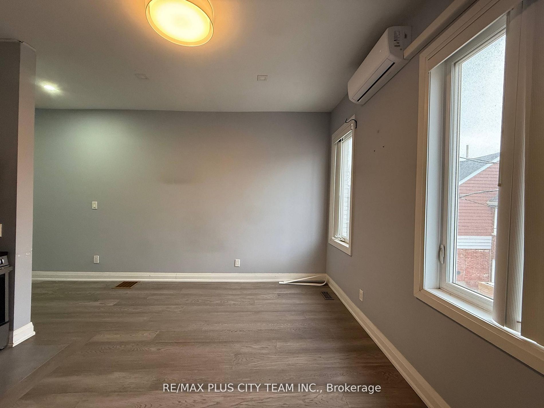 Additional image 4 of 11 Baden Street, Toronto, ON, M6J 1Z3