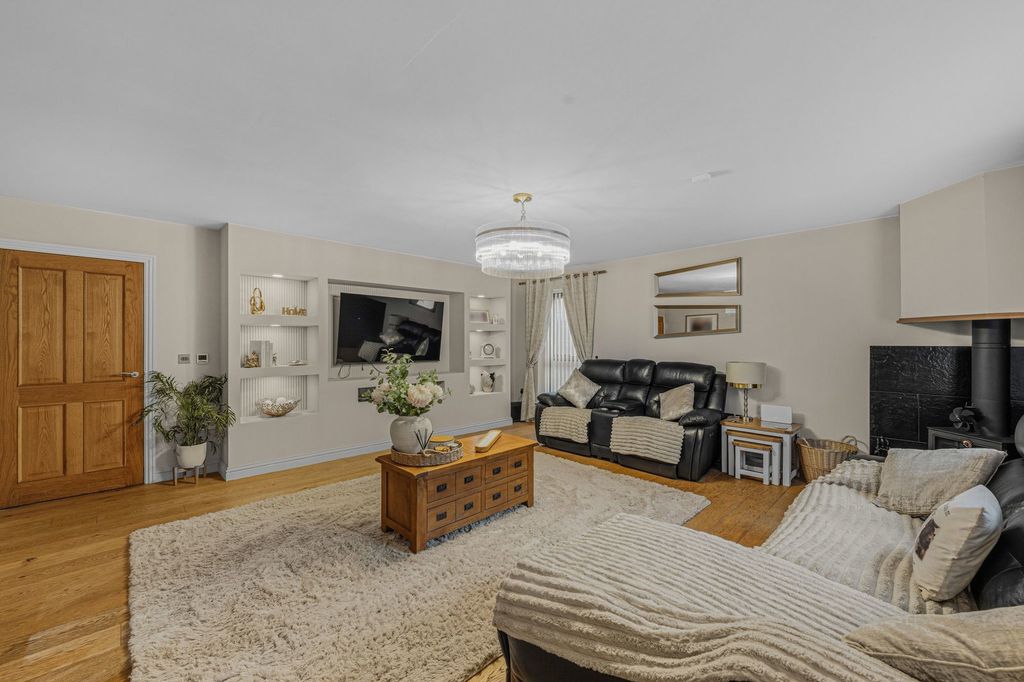 Additional image 8 of 7 bed detached house for saleMaes Aneurin Bevan, Tredegar NP22