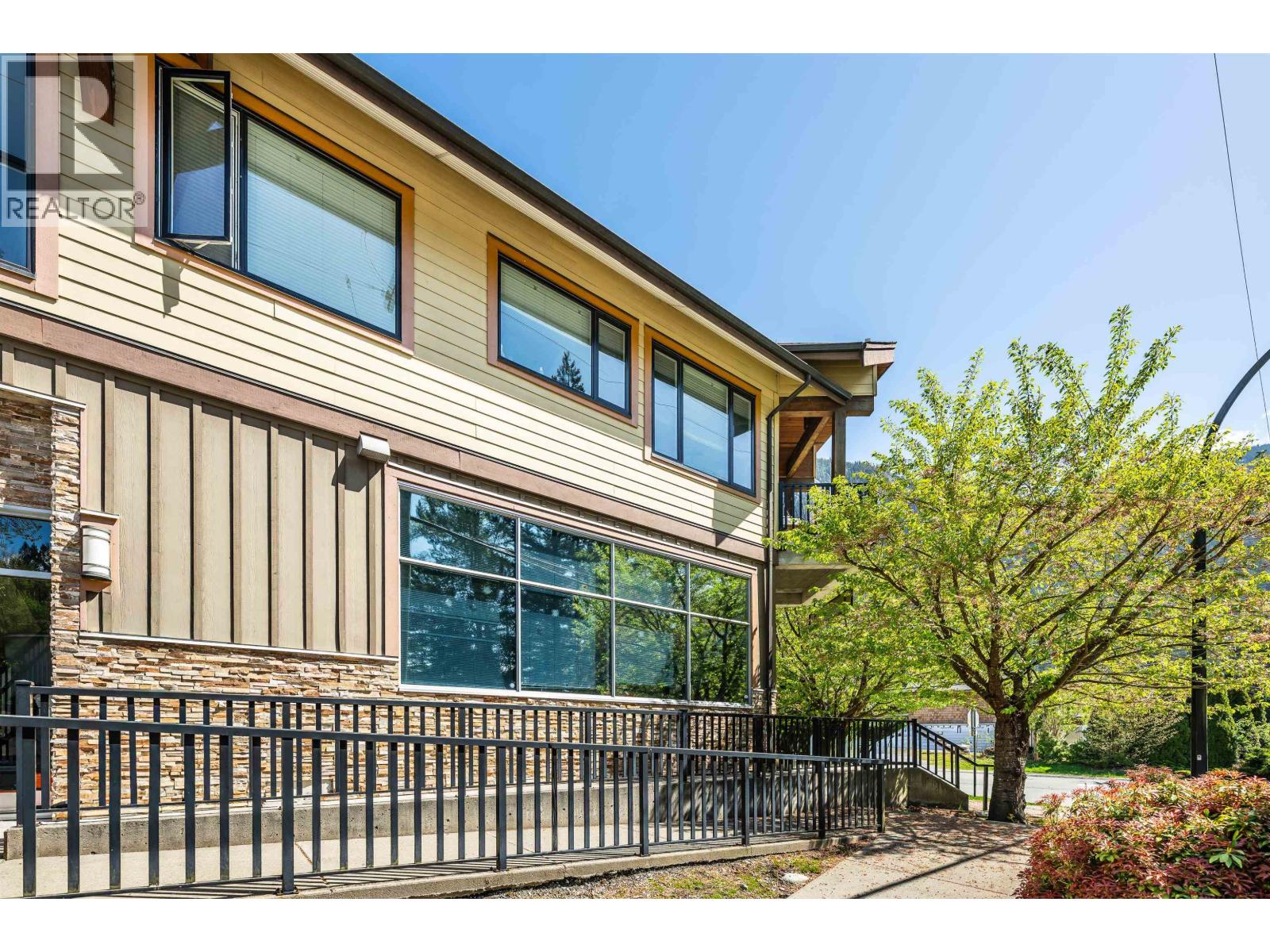 Additional image 6 of 102&103-1909 Maple Drive, Squamish, BC, V8B0T1