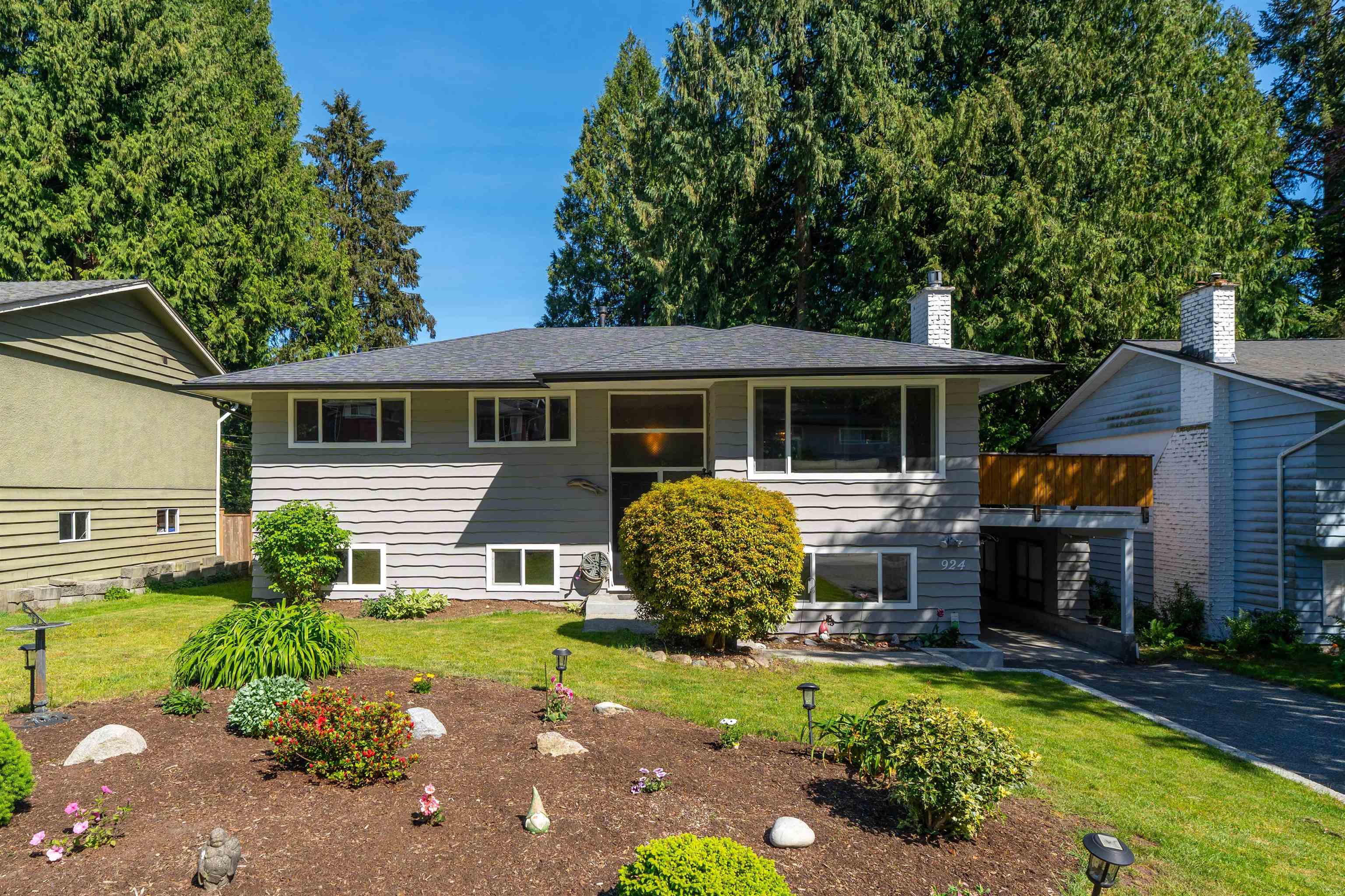 924 Garrow Drive, Port Moody, BC, V3H 1H9