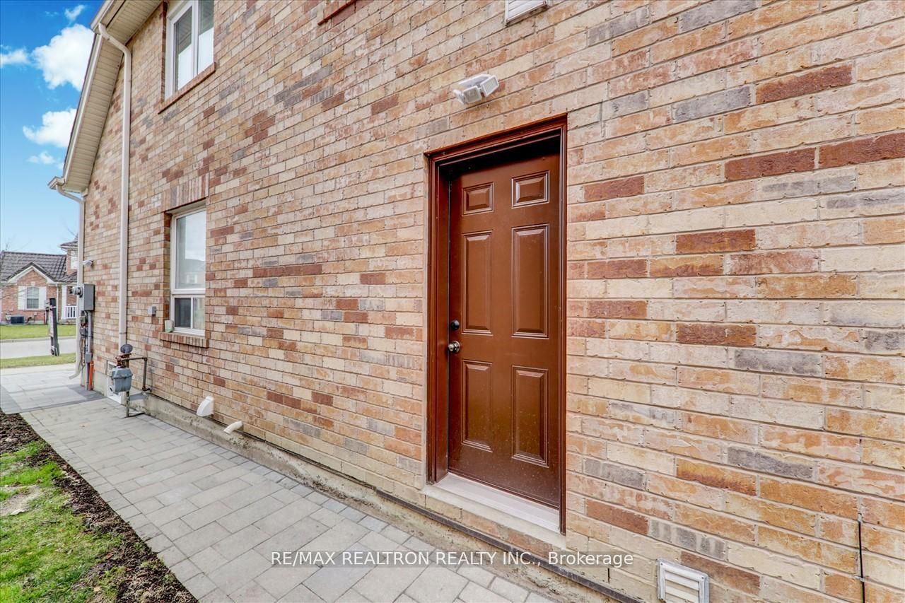Additional image 3 of Bsmnt-60 Meandering Trail, Toronto, ON, M1B 6E3