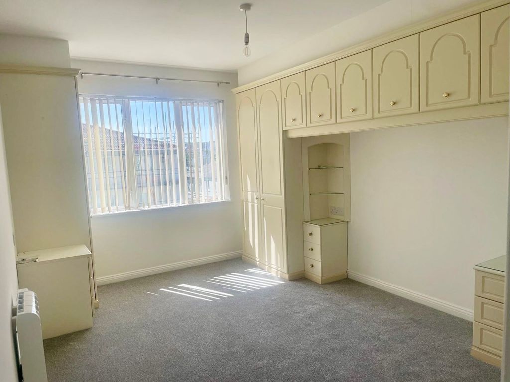 Additional image 5 of 2 bed flat to rentFlat 16 Lantern Court, St Helier JE2