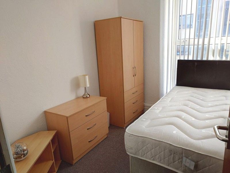 Room to rentStation Road, Llanelli, Carmarthenshire. SA15
