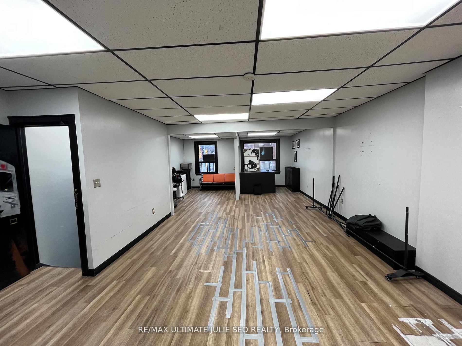 Additional image 2 of 2nd Flr-539 St Clair Avenue W, Toronto, ON, M6C 1A3