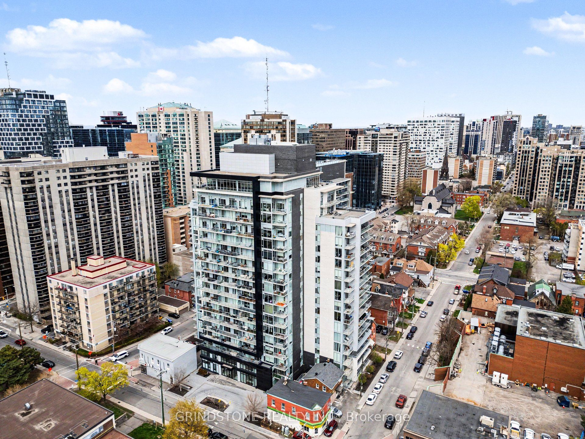 501-255 Bay Street, Ottawa, ON, K1R 0C5