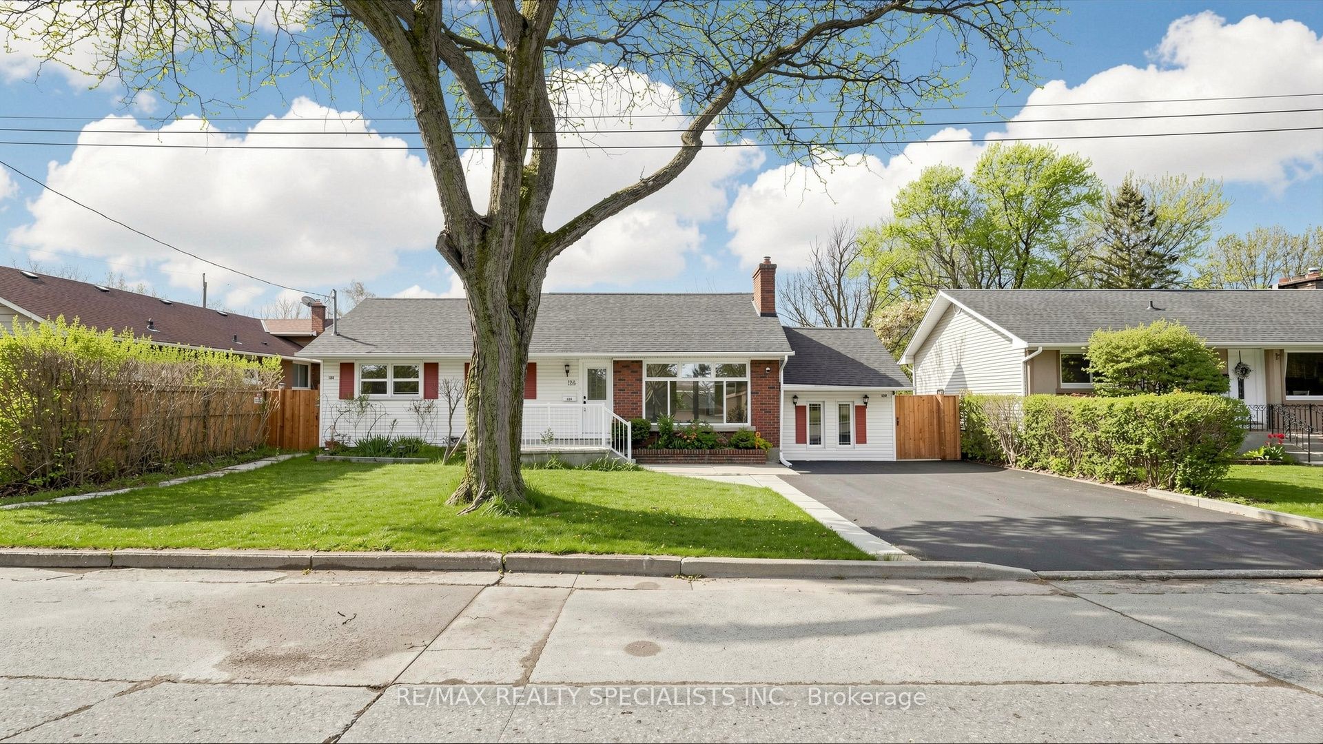 124 Village Road, St. Catharines, ON, L2R 3C1