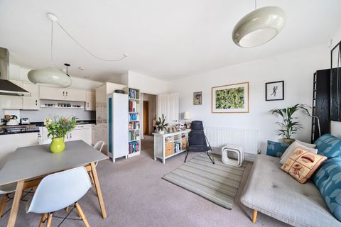 Mantle Road, Brockley, London SE4