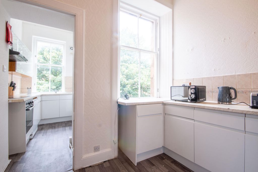 Additional image 4 of 7 bed flat to rentMarchmont Road, Edinburgh EH9