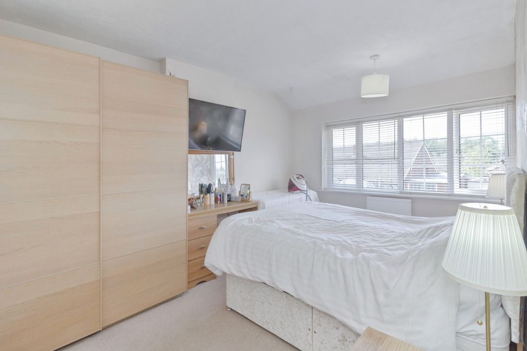 Additional image 12 of 3 bed semi-detached house for saleGrass Acres, Leicester LE3