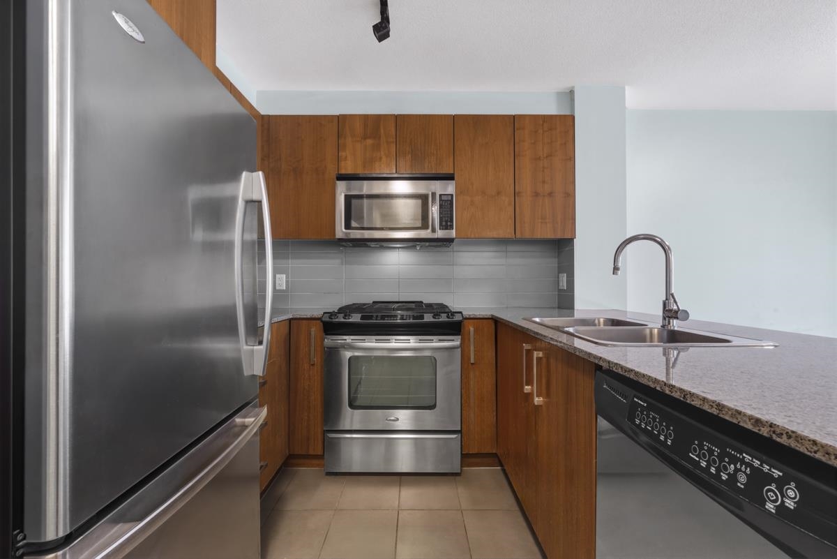 Additional image 6 of 312-5889 Irmin Street, Burnaby, BC, V5J 0C1
