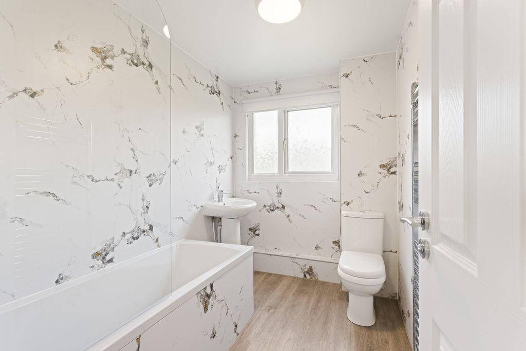 Additional image 8 of 2 bed flat to rentVictoria Street, Craigshill, Livingston EH54