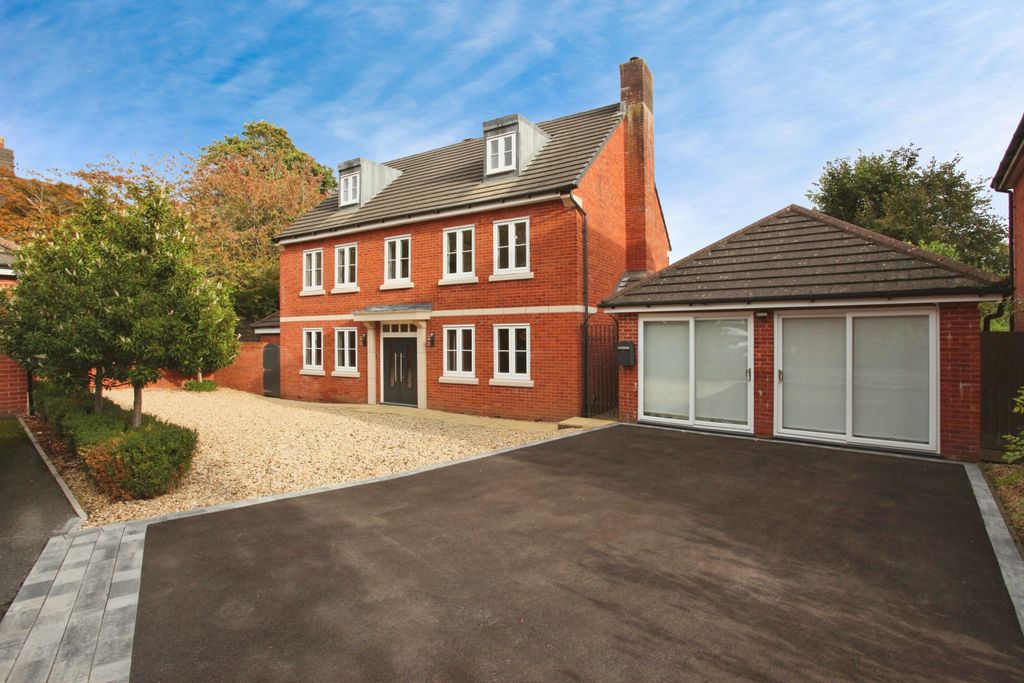 Additional image 5 of 5 bed detached house for saleMons Close, Newport NP20