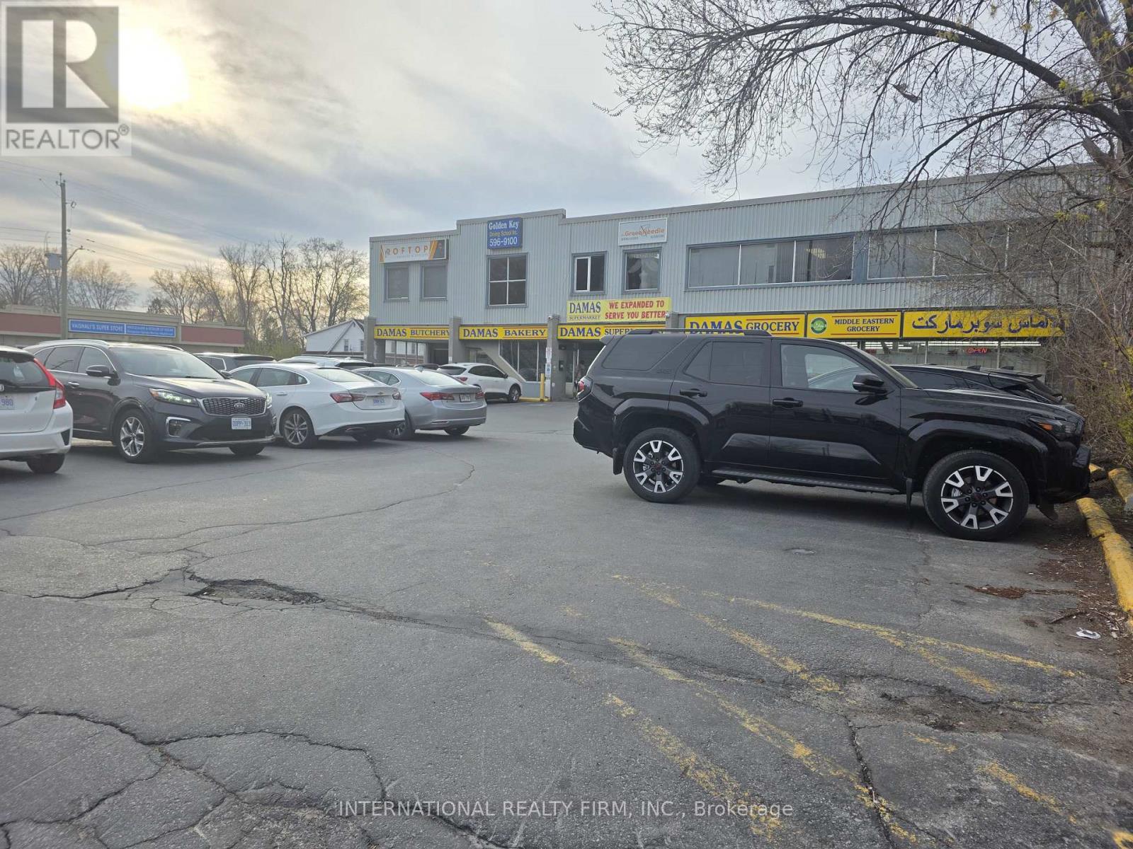Additional image 2 of 206-207-3033 Carling Avenue West, Ottawa, ON, K2B7K3