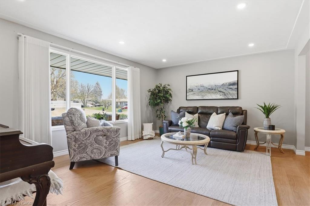 Additional image 6 of 543 Box Grove Place, Waterloo, ON, N2L 4V4