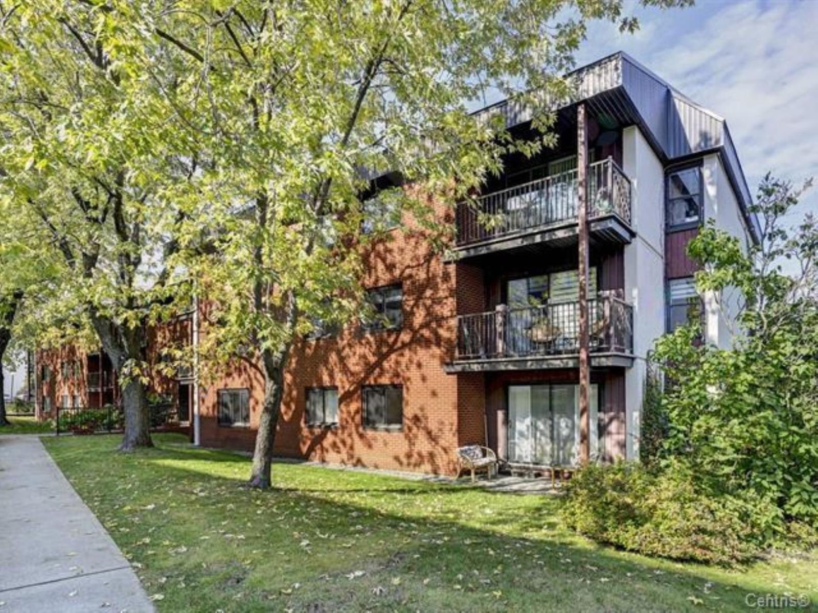 2304 Av. Chapdelaine