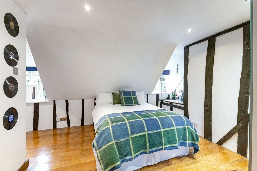 Additional image 23 of 5 bed detached house for saleChurch Road, Barton-Le-Clay, Bedford, Bedfordshire MK45
