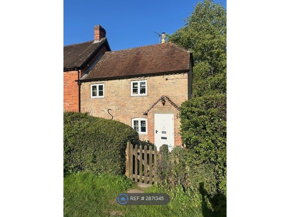 2 bed semi-detached house to rentPenwood, Newbury RG20