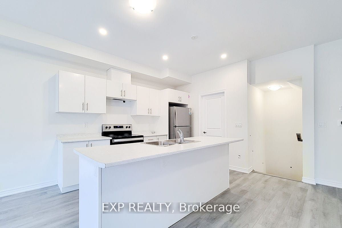 54-40 Zinfandel Drive, Hamilton, ON, L8E 0L1