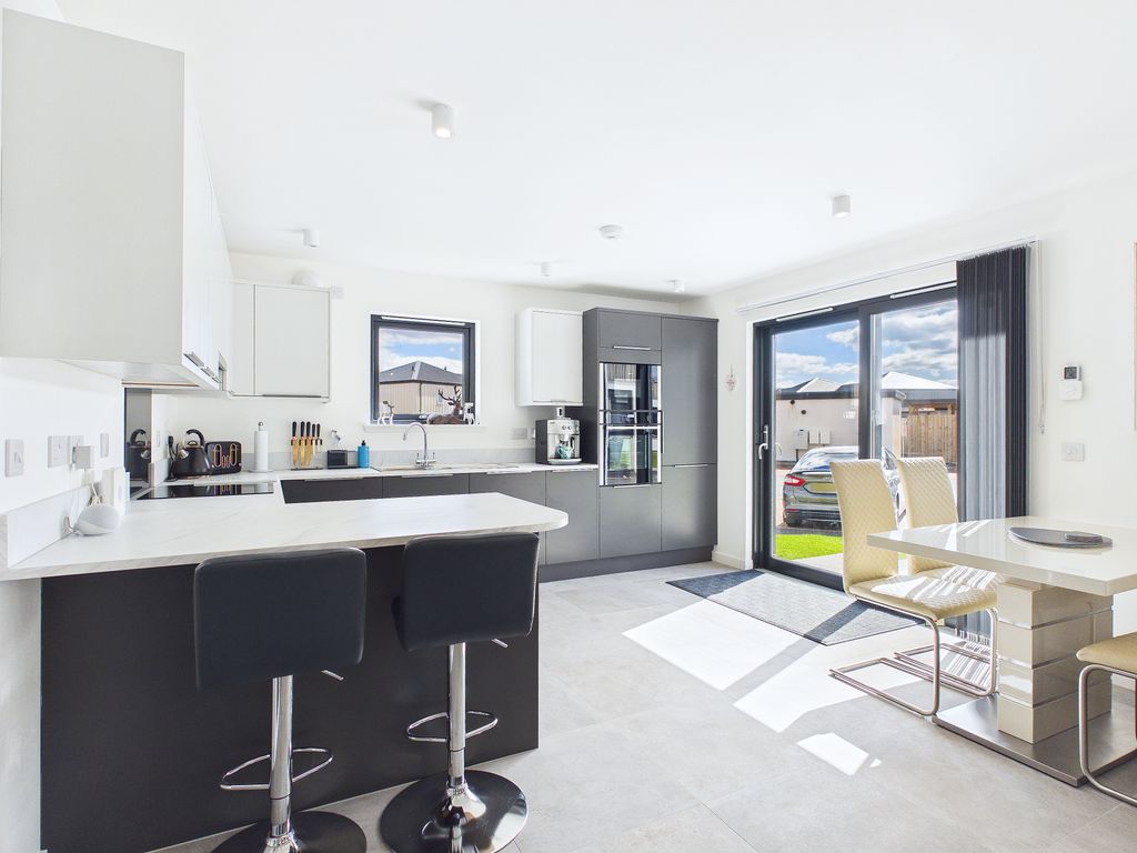 Additional image 2 of 3 bed flat for saleCaledonia Place, Aviemore PH22