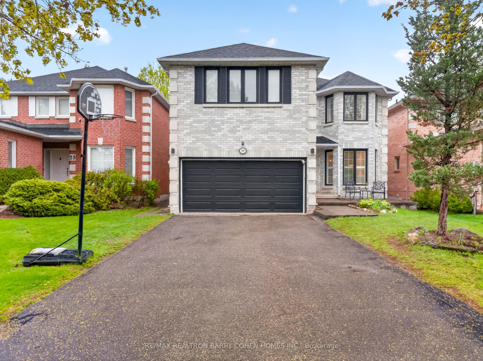 19 Arvida Drive, Vaughan, ON, L4J 7X8