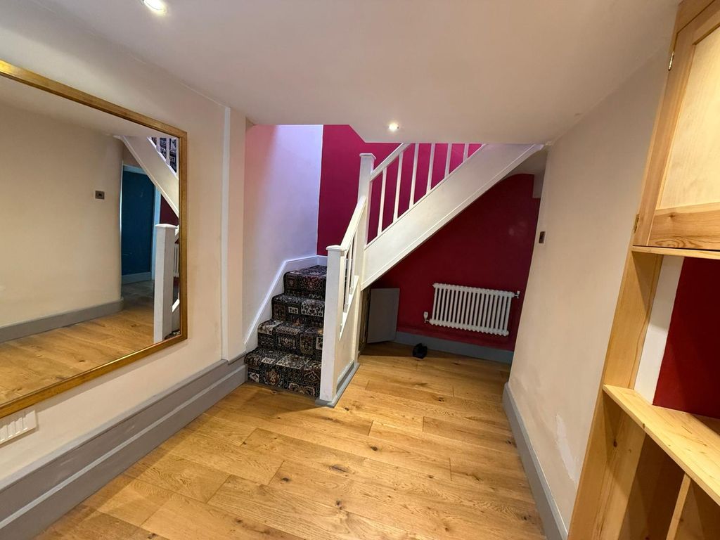 Additional image 2 of 3 bed semi-detached house to rentHigh Street, Menai Bridge LL59