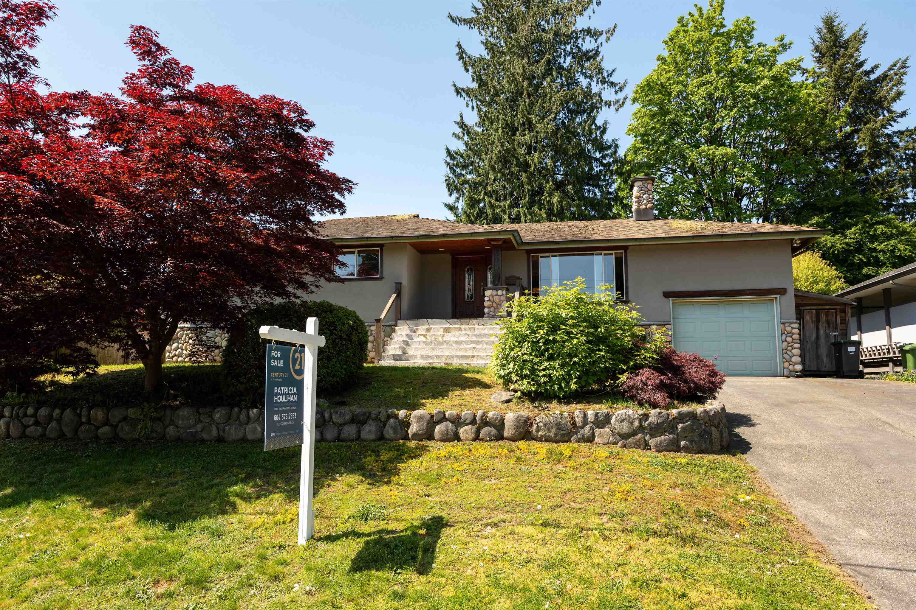893 Friar Crescent, North Vancouver, BC, V7G 1M5