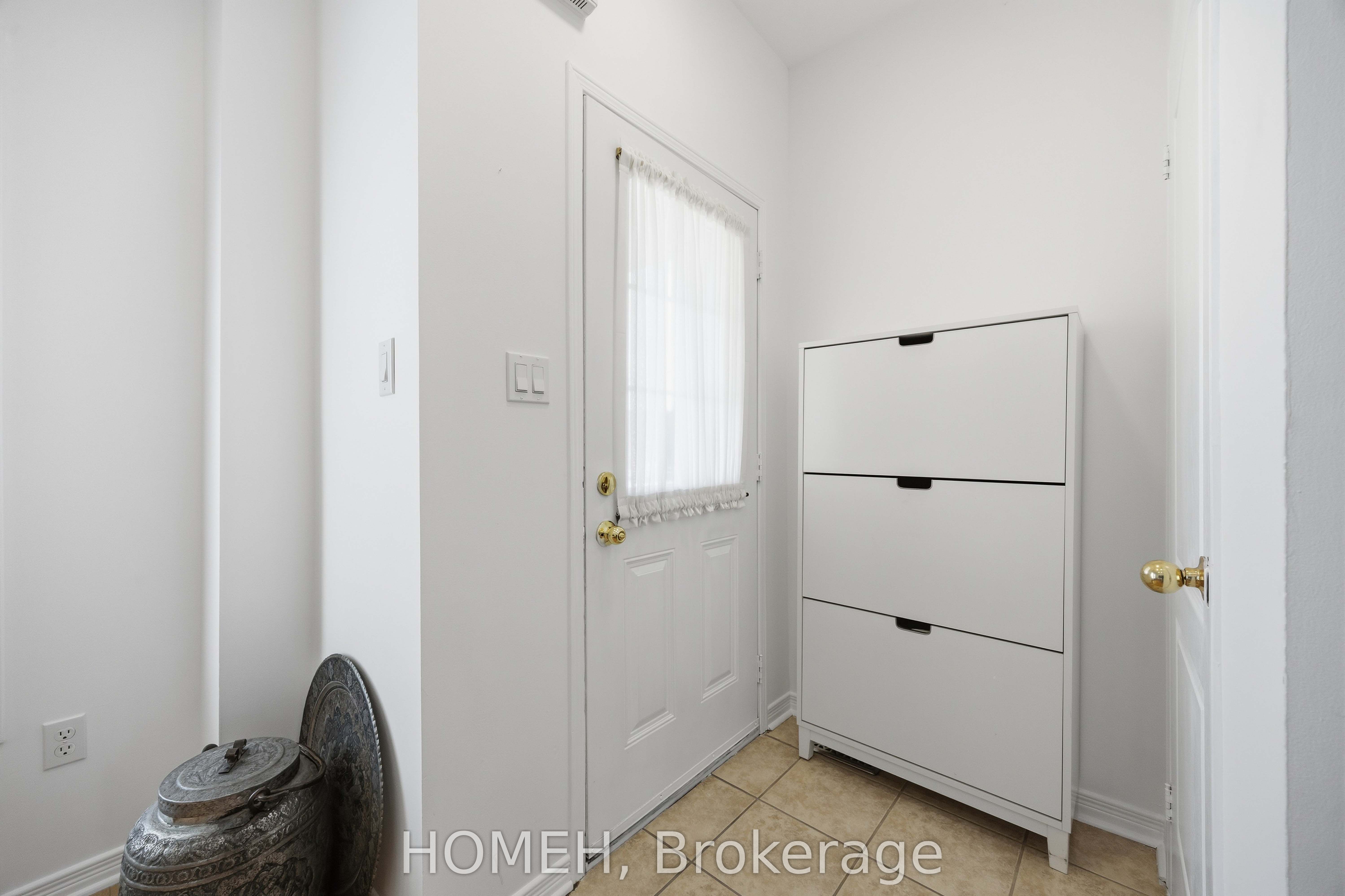 Additional image 3 of 94 Dovetail Drive, Richmond Hill, ON, L4E 5A7