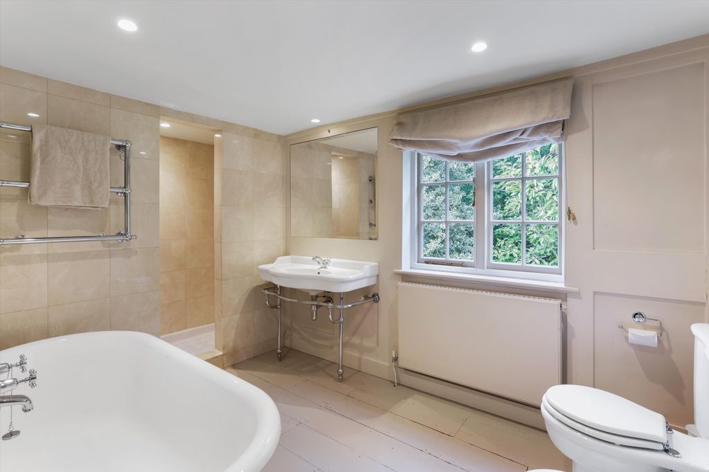 Additional image 15 of 5 bed detached house to rentPetersham Road, Richmond TW10