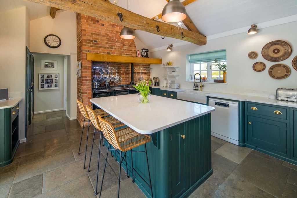 Additional image 9 of 6 bed detached house for saleCalbourne, Isle Of Wight PO30