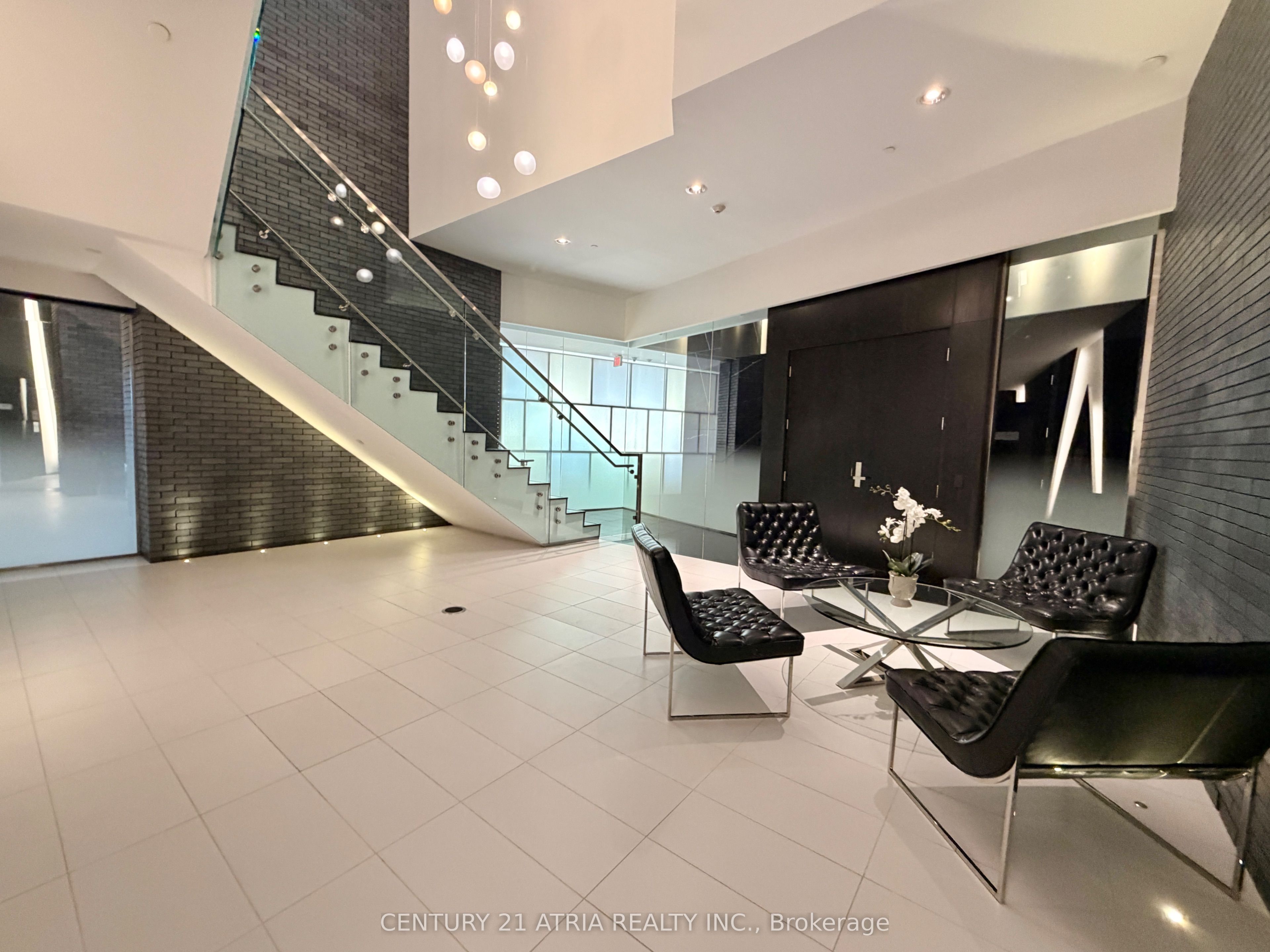 Additional image 3 of 2101-125 Peter Street, Toronto, ON, M5V 0M2