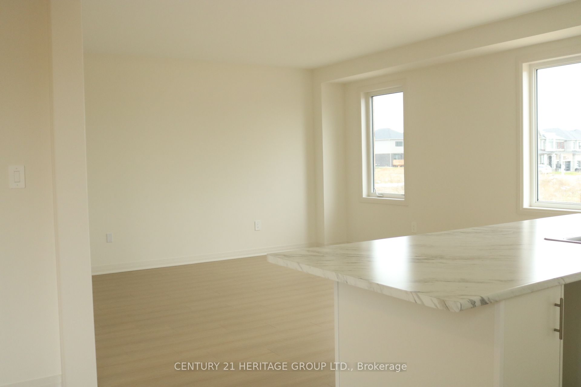 Additional image 3 of 37 Stockholm Road, Barrie, ON, L9S 2Z8