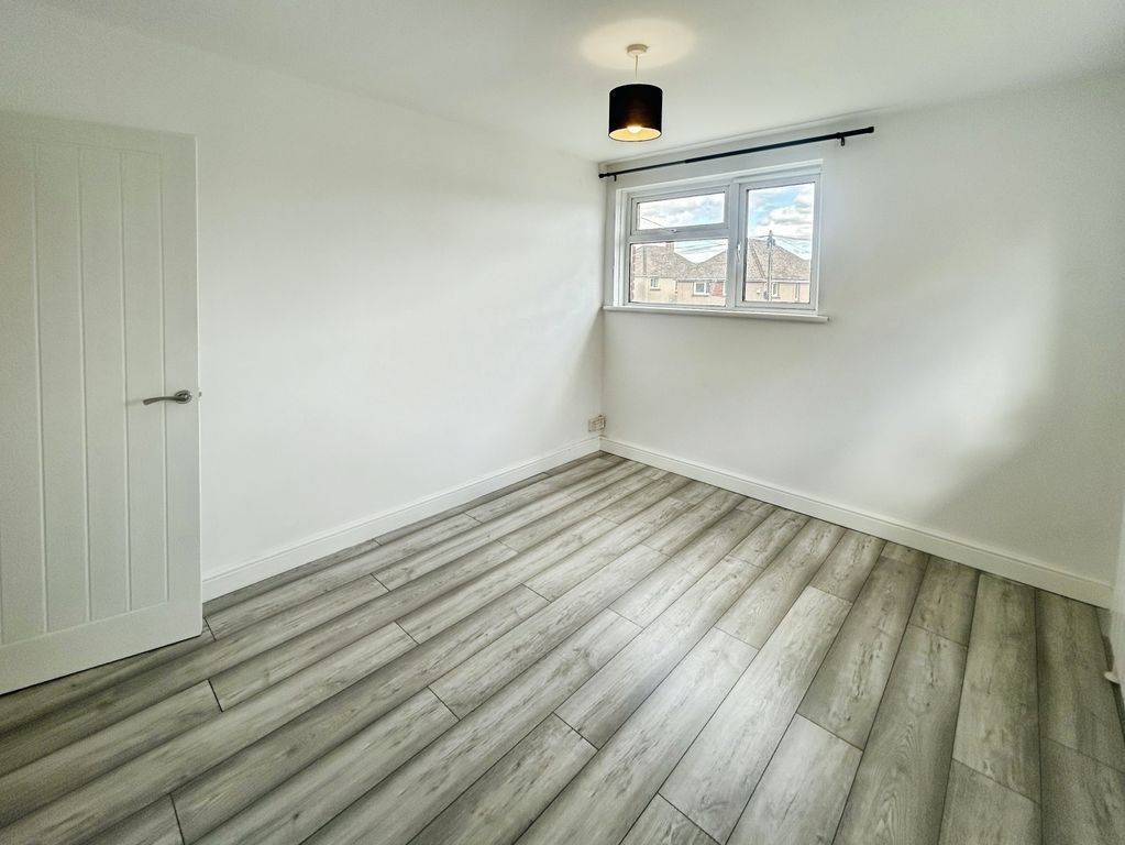 Additional image 7 of 2 bed flat to rentTregelles Road, Neath SA10