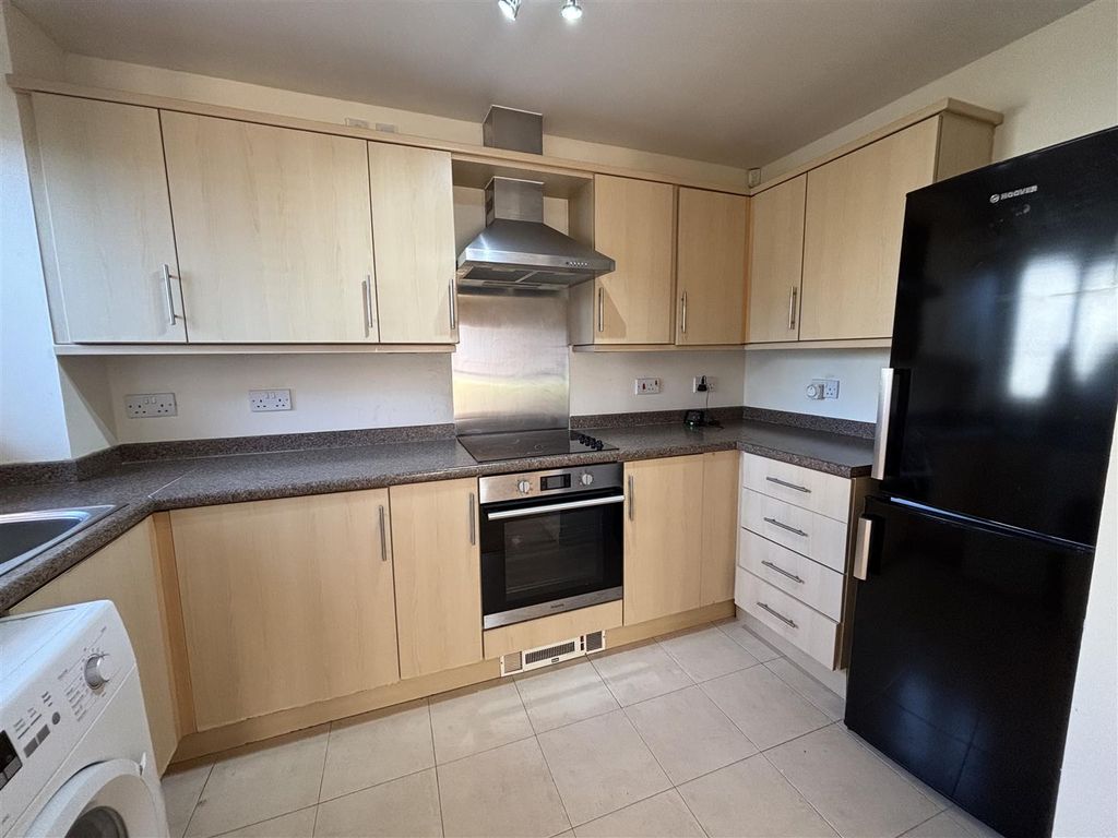 Additional image 9 of 2 bed flat for saleBryntition, Llanelli SA15