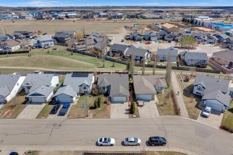 Additional image 8 of 19 Heenan Crescent, Sylvan Lake, AB, T4S 1Y6