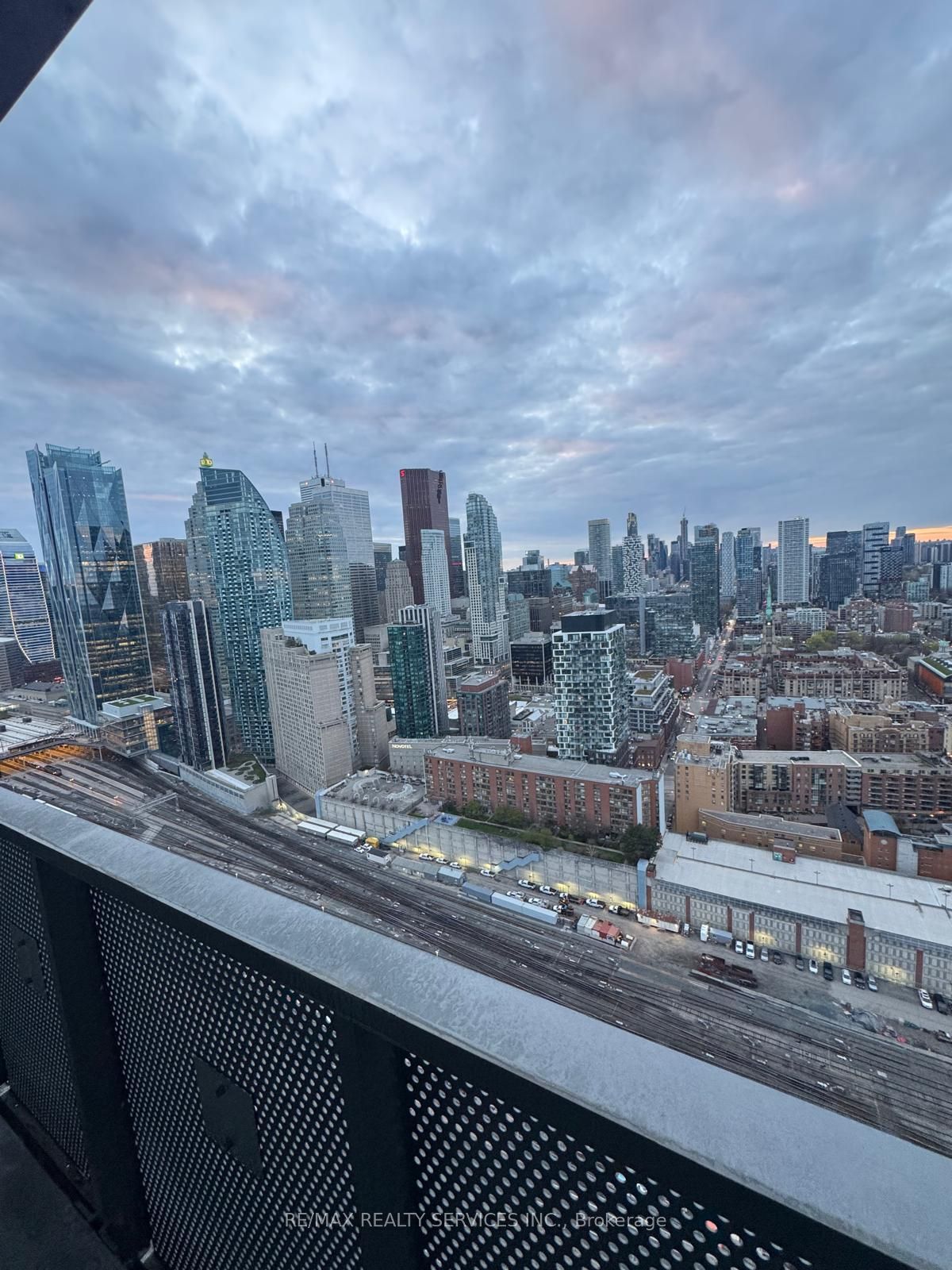 4503-55 Copper Street, Toronto, ON, M5E 0G1