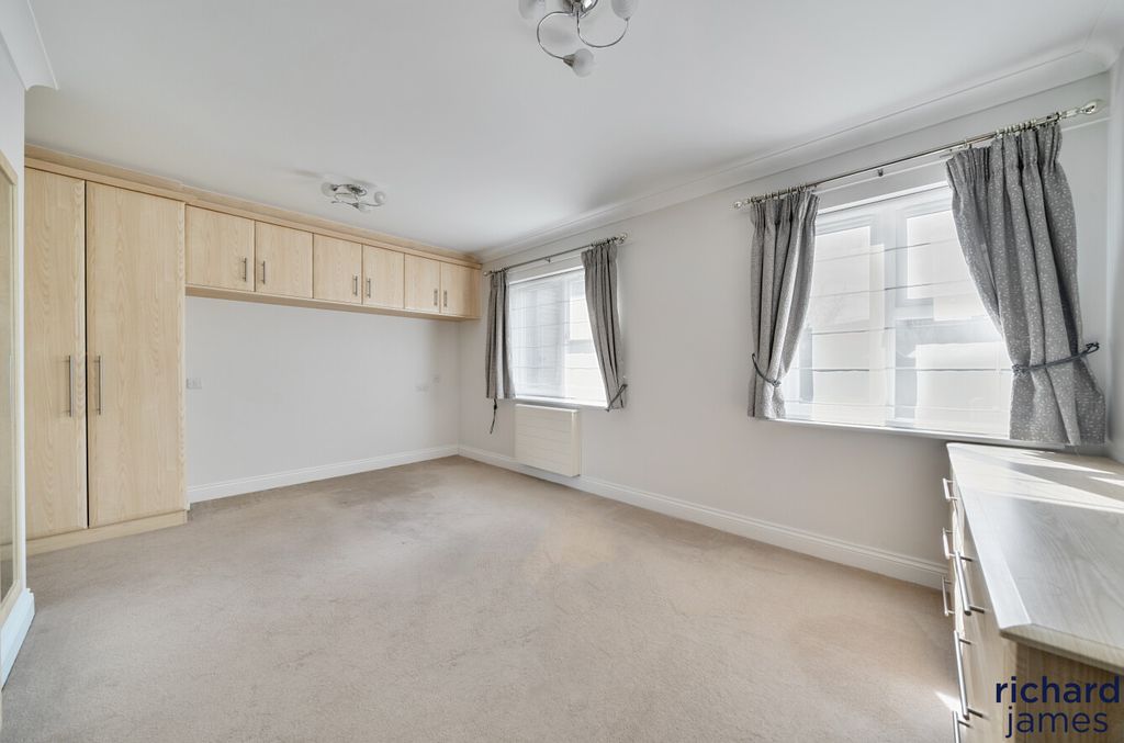 Additional image 2 of 1 bed flat for saleFitzwarren Court, Kingsdown Road, Swindon SN3