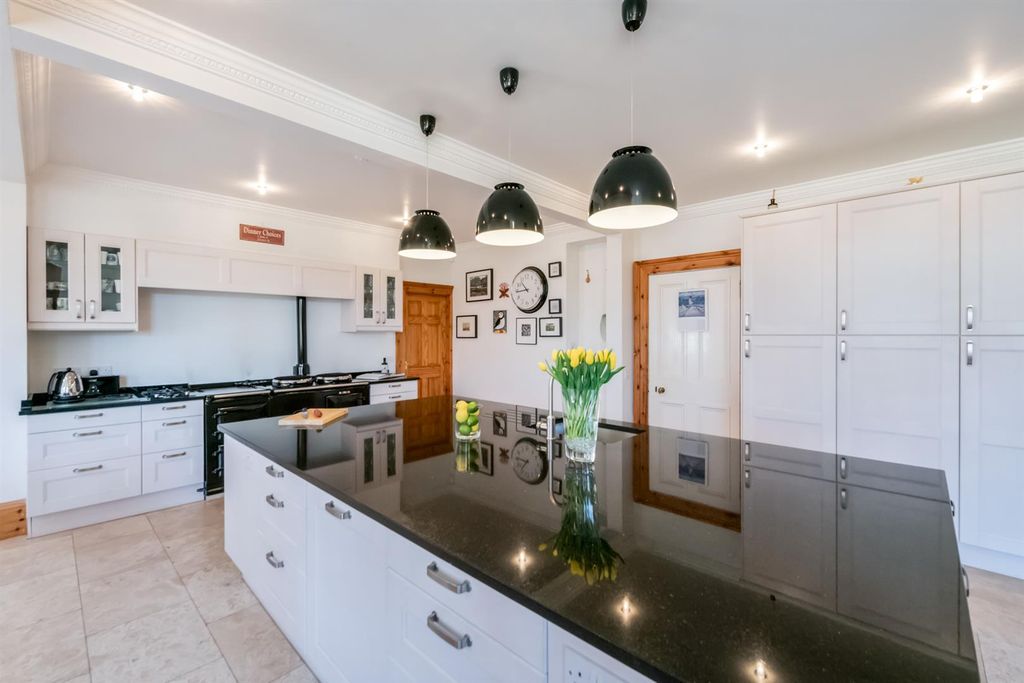 Additional image 20 of 7 bed detached house for saleBelmont House, Dollar FK14