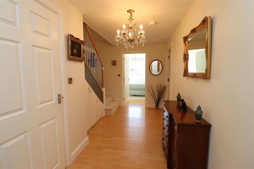 Additional image 9 of 3 bed flat for saleHellyer Close, North Ferriby HU14