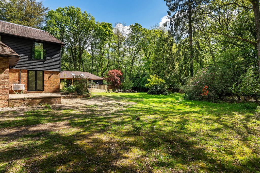 Additional image 49 of 4 bed detached house to rentShovelstrode Lodge, Shovelstrode Lane, East Grinstead RH19