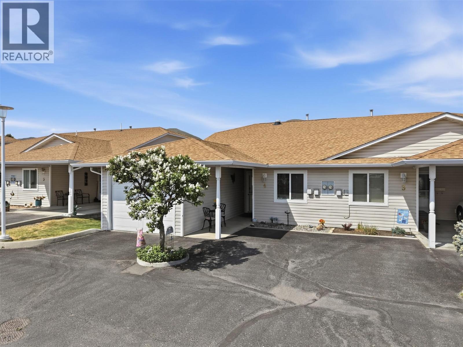 4-1195 14 Street, Kamloops, BC, V2B8L1