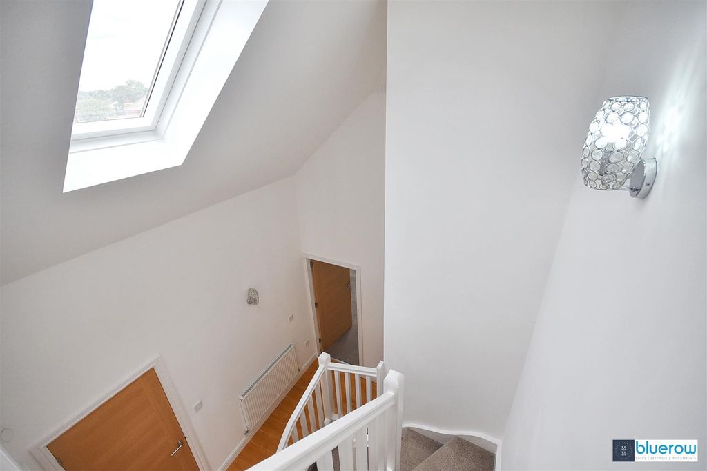Additional image 12 of 3 bed flat to rentHall Road West, Liverpool L23