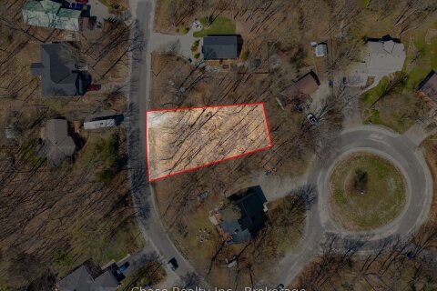 7 Oneida Crescent, Tiny, ON, L9M 0B2 photo 4