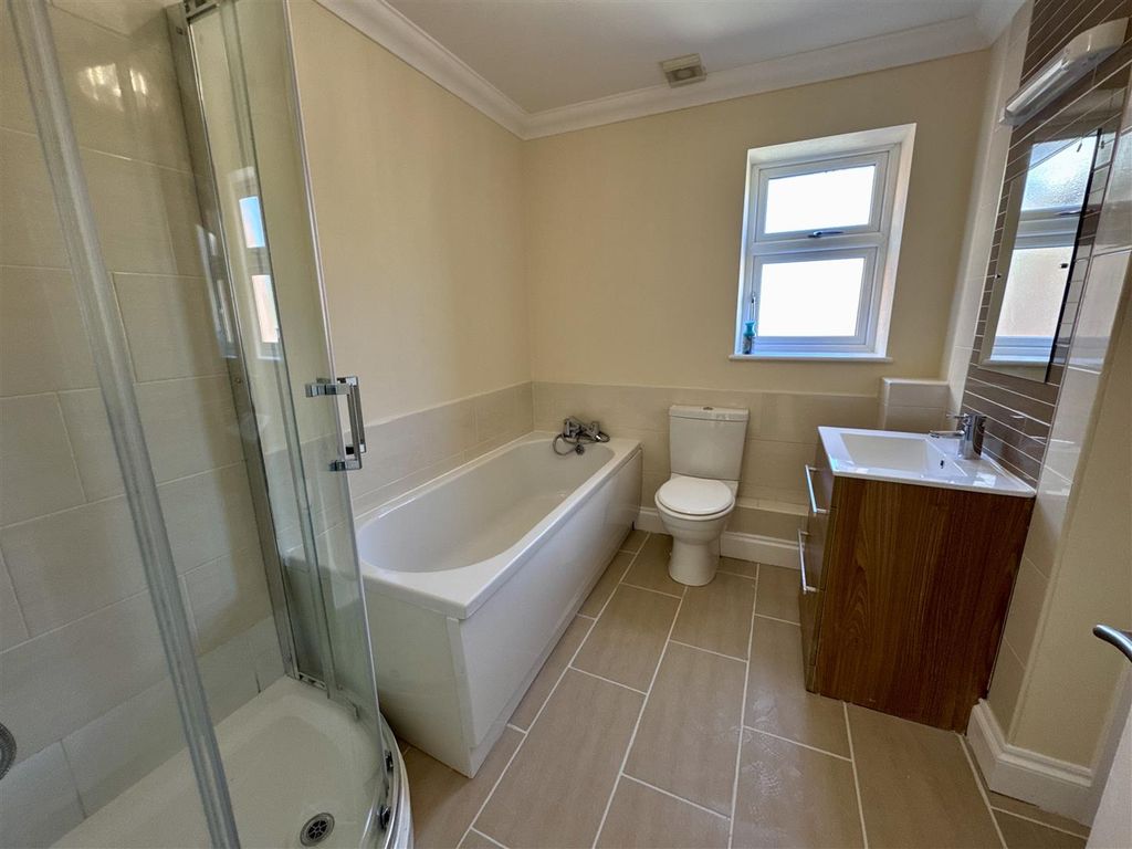 Additional image 25 of 6 bed detached house to rentWalnut Tree House, Caerwent, Caldicot NP26