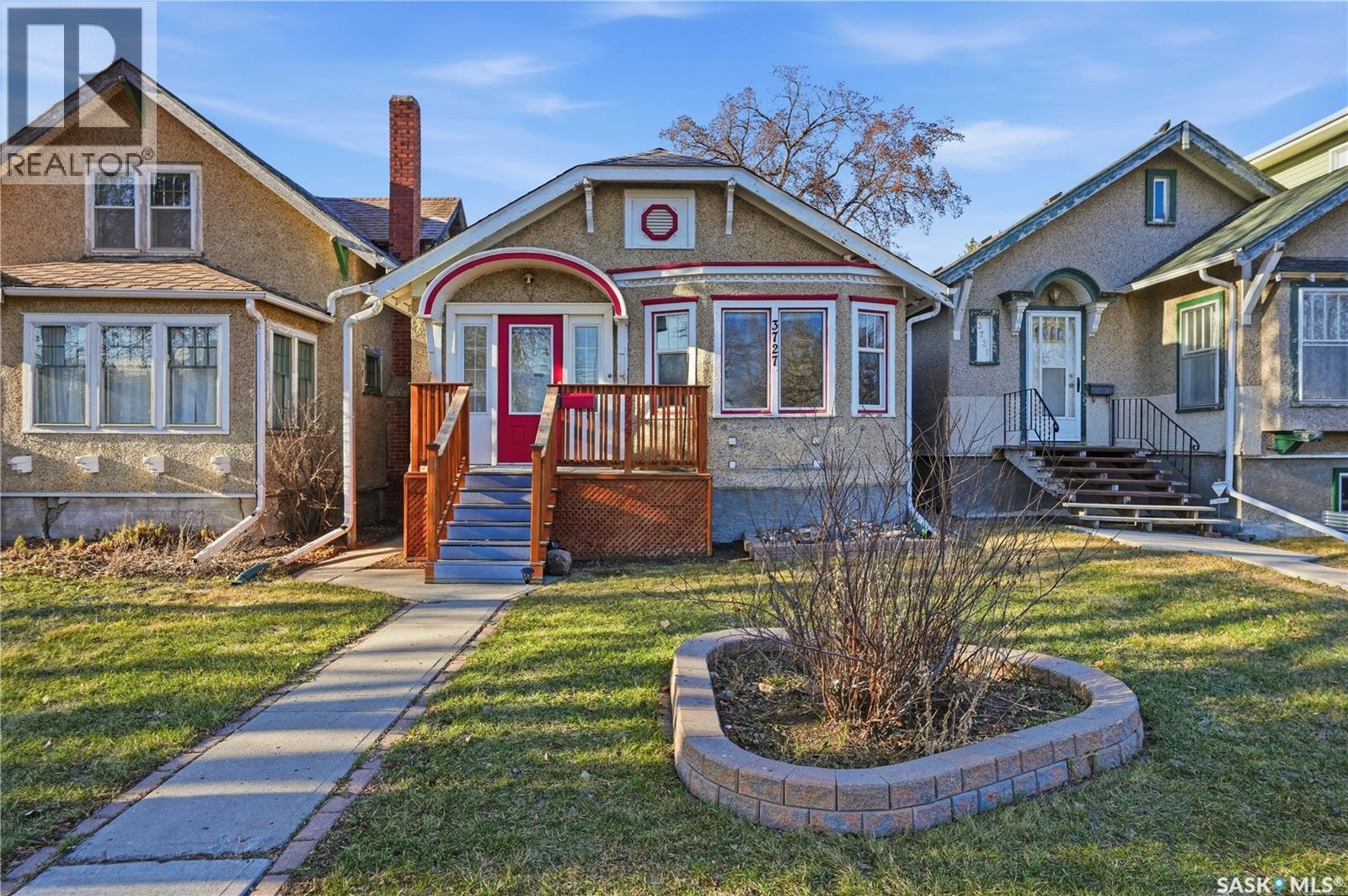3727 Victoria Avenue, Regina, SK, S4T1M5