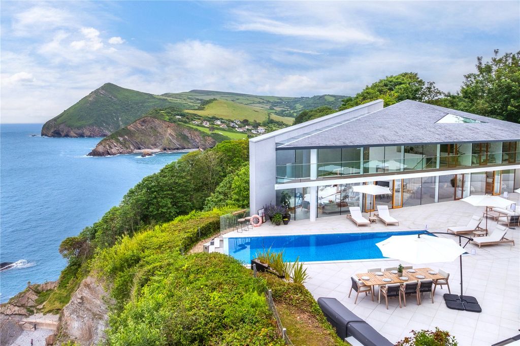 6 bed detached house for saleNewberry Hill, Berrynarbor, Ilfracombe, Devon EX34